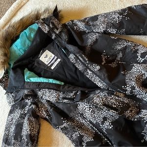 Womens Roxy Ski Jacket Medium Size Black & White